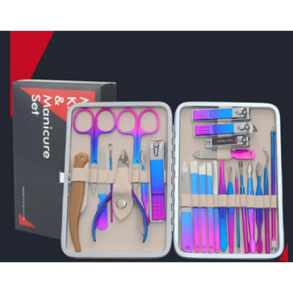 25-26 Piece Set Of Nail Clippers