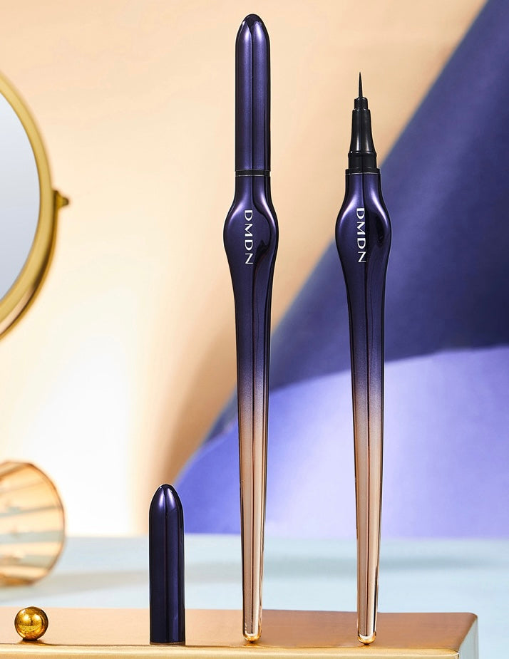 Quick-Dry Waterproof Liquid Eyeliner with Fine Tip