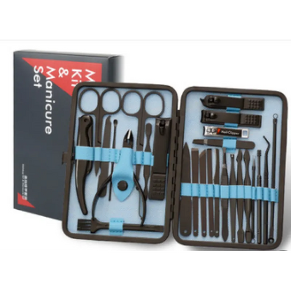 25-26 Piece Set Of Nail Clippers