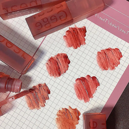 Velvet Matte Liquid Lipstick - Long Lasting Red Tint
