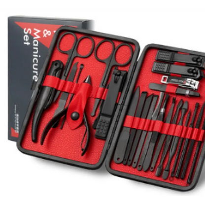 25-26 Piece Set Of Nail Clippers